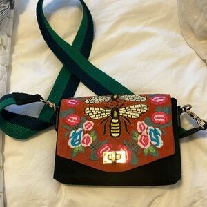 Cute Bee Cross Body